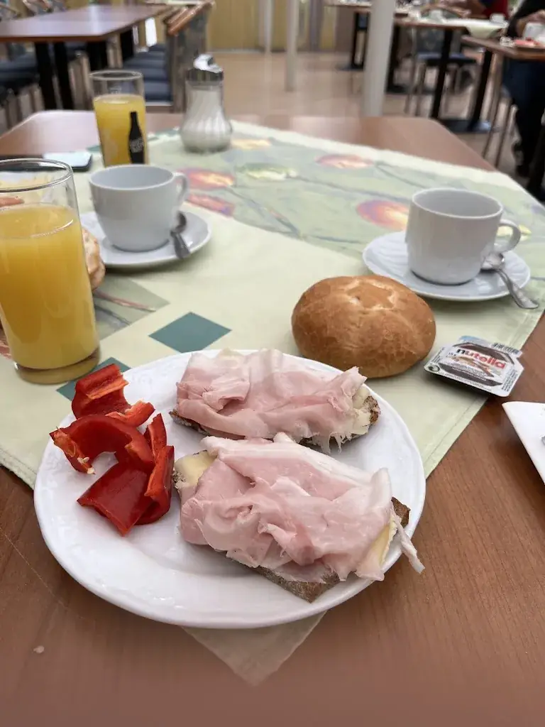 johannes leopold_Gasthof & Pension Podobnik_Eisenkappel-Vellach_avis