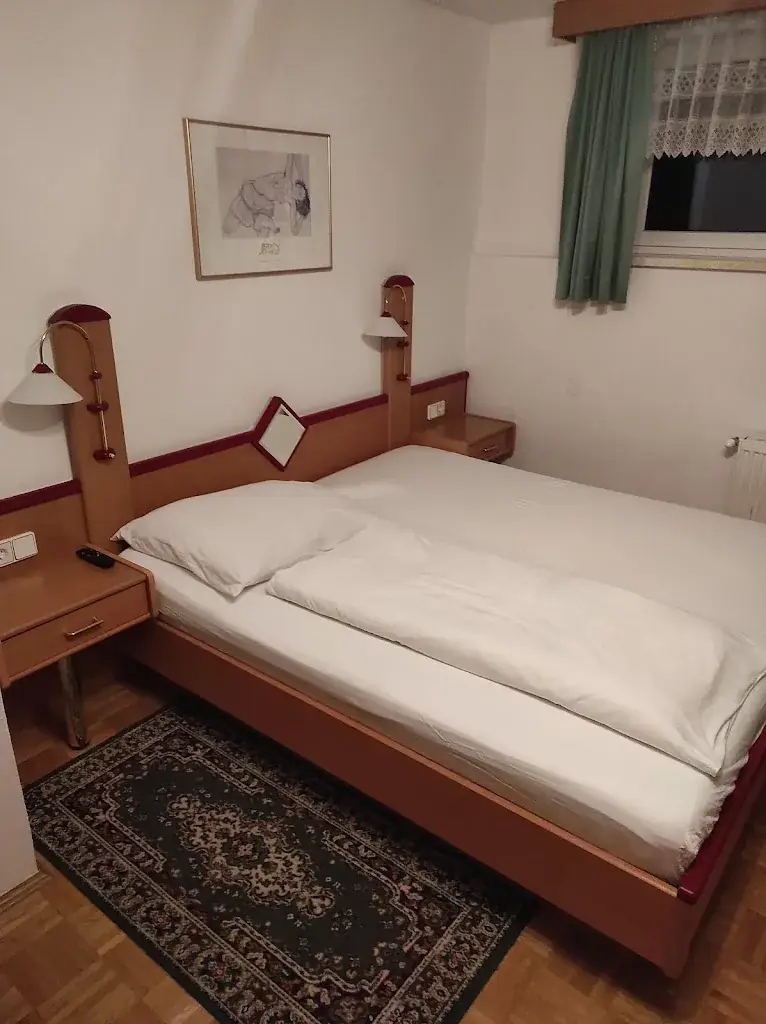 Gasthof & Pension Podobnik ristorante a Eisenkappel-Vellach