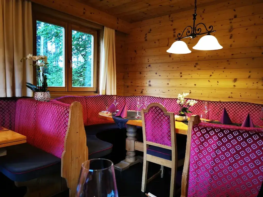 Pink Banana_Schwoich_slider_image_3