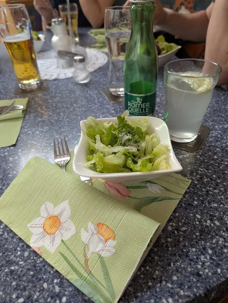 Kati H. (Kati)_Lisi - Café Restaurant_Eberndorf_avis