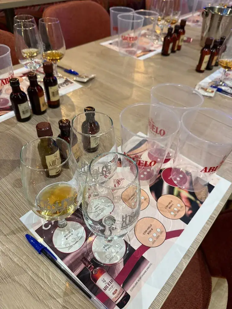 Joselina Rodriguez_Ti' Punch Rum Bar  - PopUp_Rum_recensione