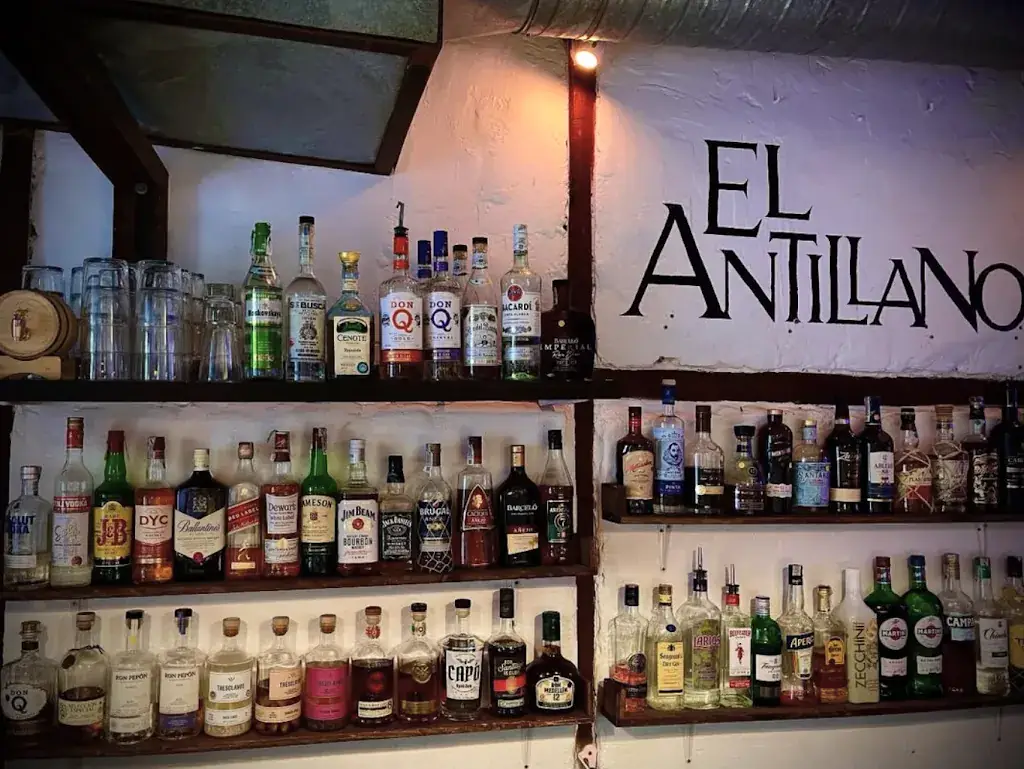 Ti' Punch Rum Bar (Bar de Ron) - PopUp ristorante a Rum