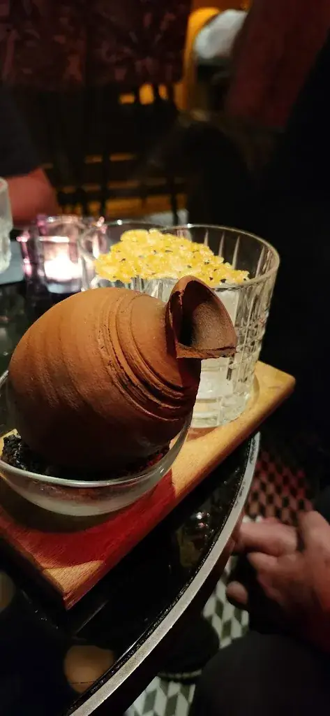 Menu_Salmon Guru - A CONTRACORRIENTE_Rum_image_5