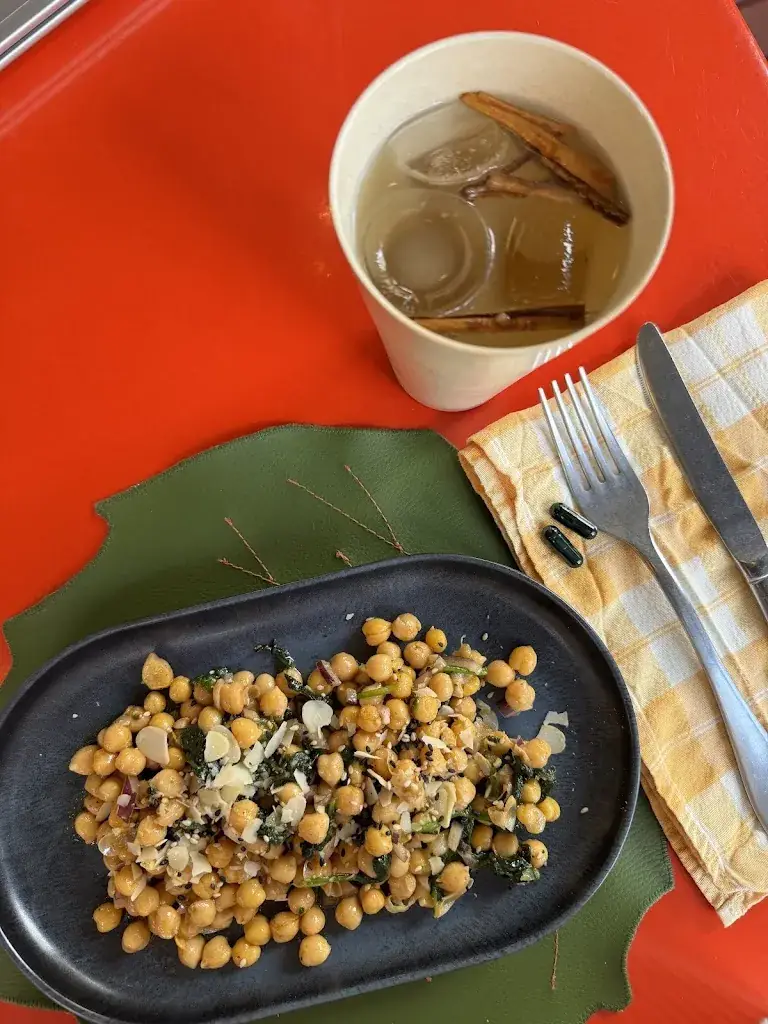 Samira Felder_RUN RUN RUN_Rum_avis