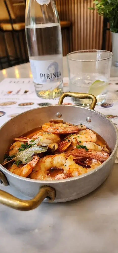 Menu_Tapa Tapa Arenal_Rum_image_8