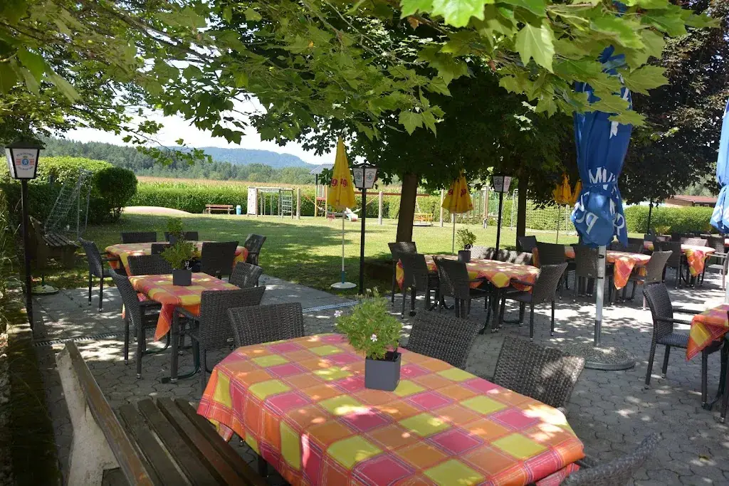 Sablatnighof Gasthof-Pension restaurant à Eberndorf