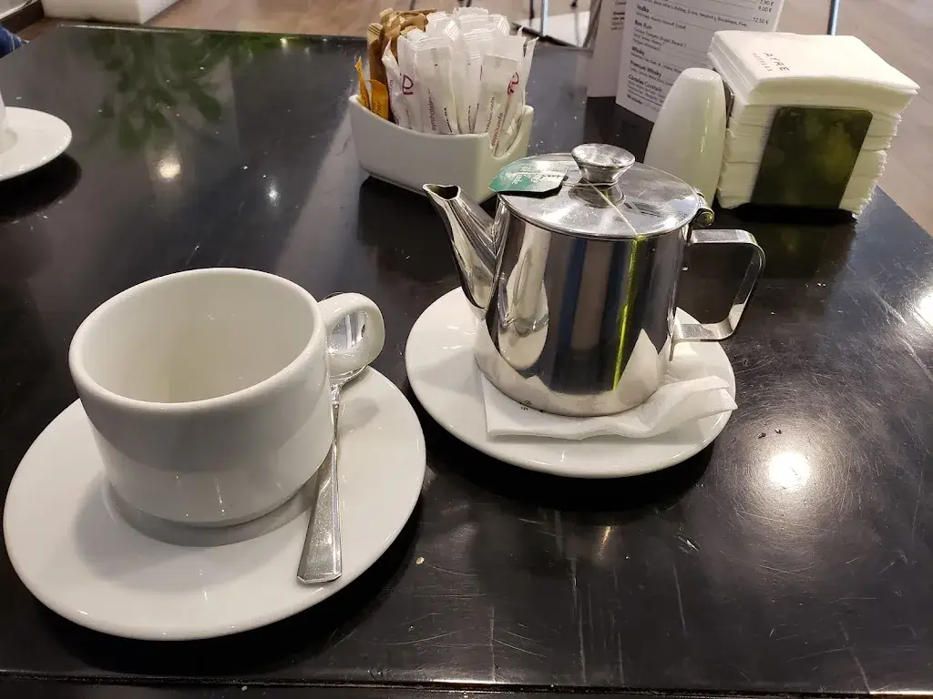 isidro rodriguez_Terraza Central Garden | Hotel Colón Madrid_Rum_avis