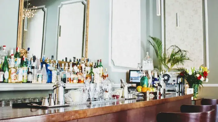 1862 Dry Bar restaurant in Rum