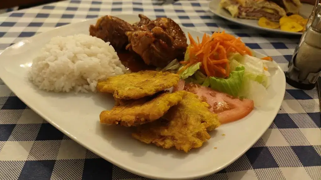 Menü_Cuando Salí de Cuba_Rum_Bild_5