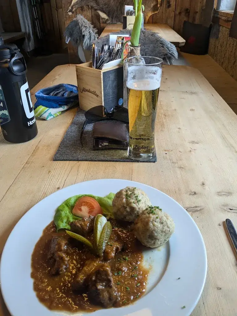 Kamil Hnyk_Gleirsch Alm_Sellrain_review