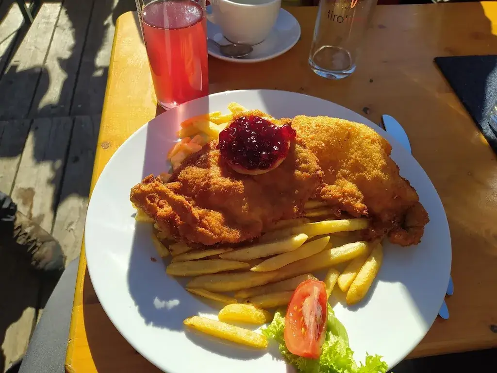 Roland_Gleirsch Alm_Sellrain_review