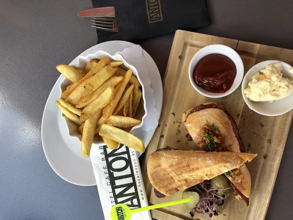 Menu_ANTON Cafe/Restaurant_St Anton am Arlberg_immagine_5