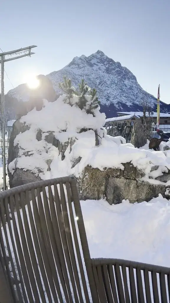 Cafe-Restaurant Jamdo_Stanzach_slider_image_2