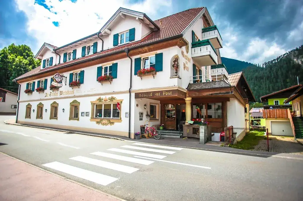 Gasthof Post restaurant in Stanzach