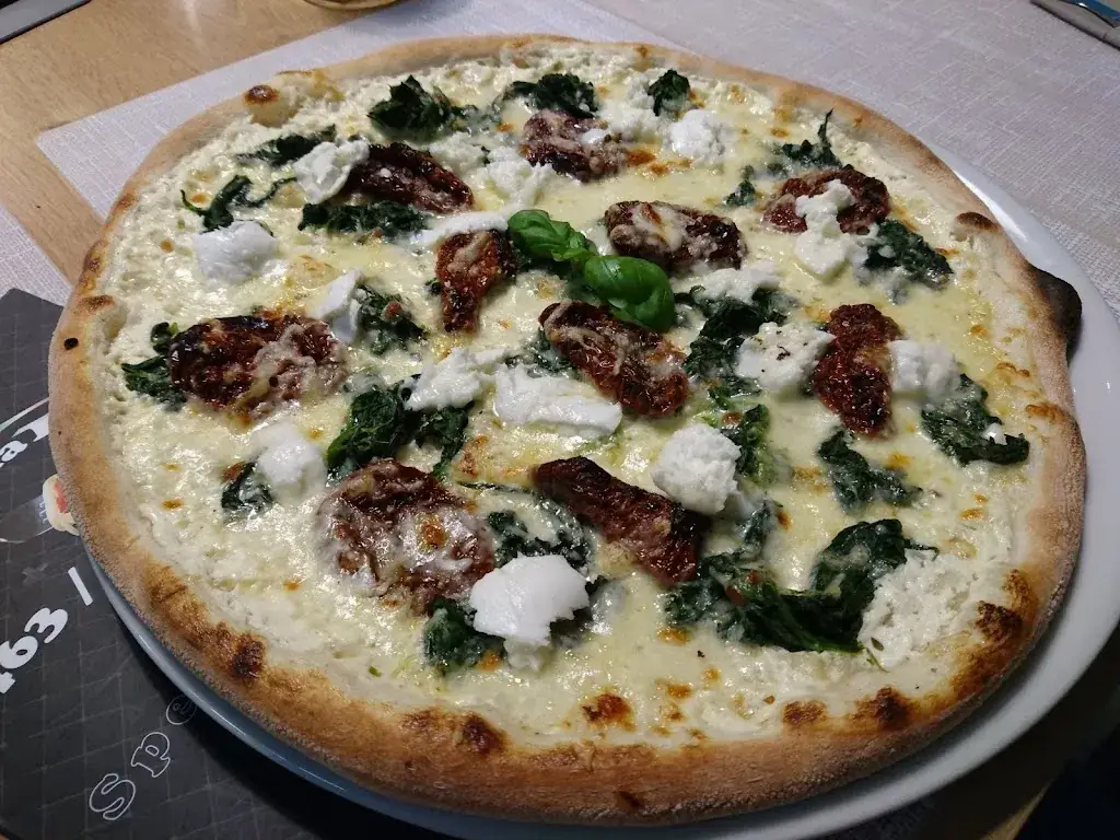 Menu_Pizzarella Plus_Ebenthal_image_4