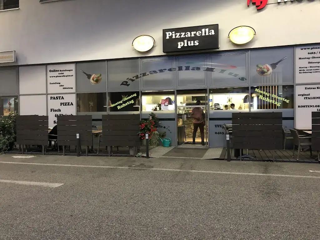 Pizzarella Plus restaurant à Ebenthal
