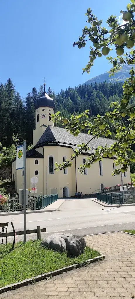 Hauser´s Bauernladen & Imbissstube_Steeg_slider_image_3