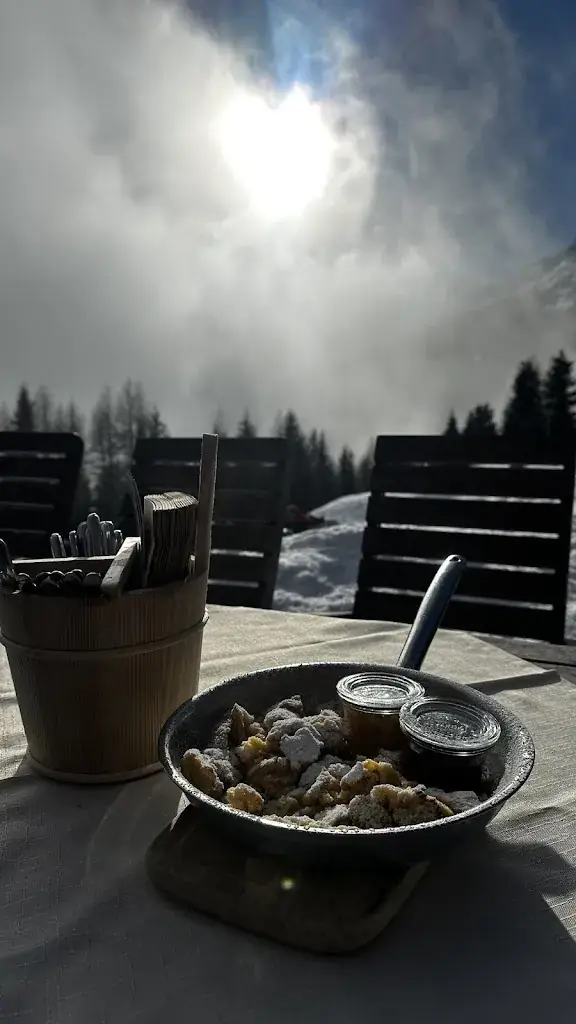 Joris Aperghis_Almwirtschaft Gampe Thaya_Sölden_review