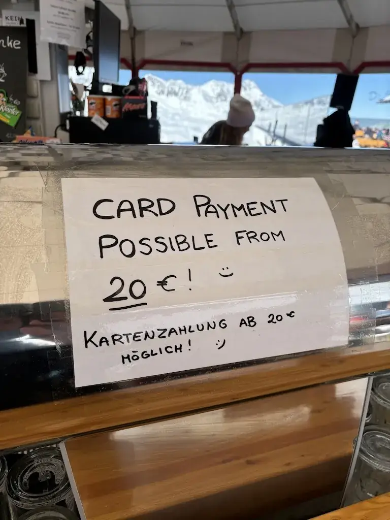 Patrik Tomanovic_Rotkogelhütte_Sölden_review