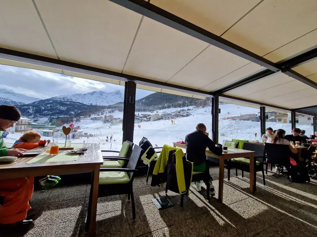 Wirtshaus Grüner ristorante a Sölden