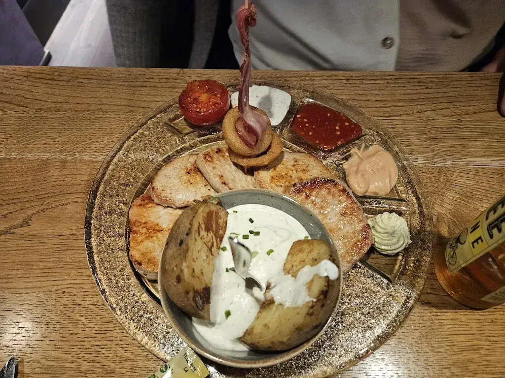 Ronald Moraal_Werkstatt Sölden_Sölden_Bewertung