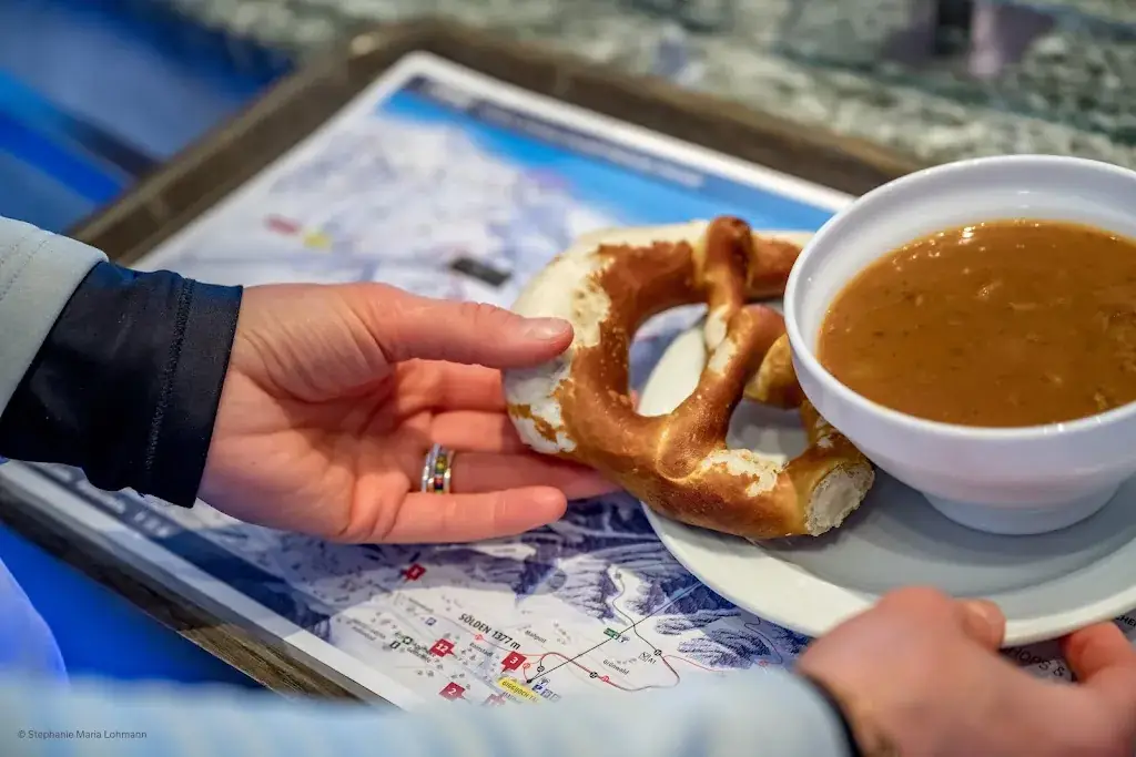 Rettenbach Market Restaurant_Sölden_slider_image_3