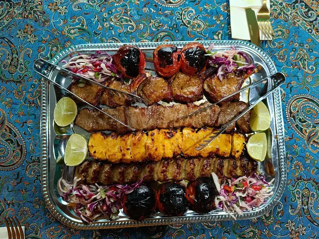 Farah Café & Restaurant_Stans_slider_image_3