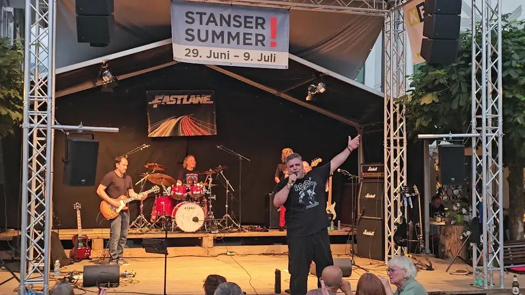 Linde Stans AG_Stans_slider_image_2