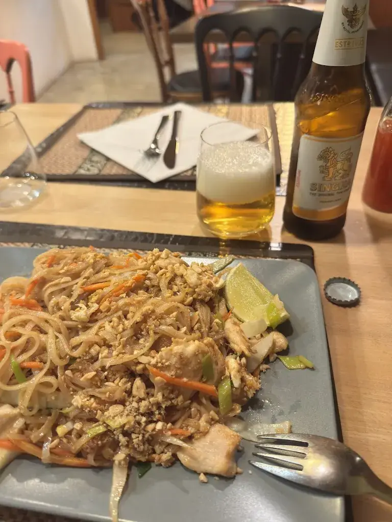 Alex Zanecchia_Mekong Asia_Stans_review