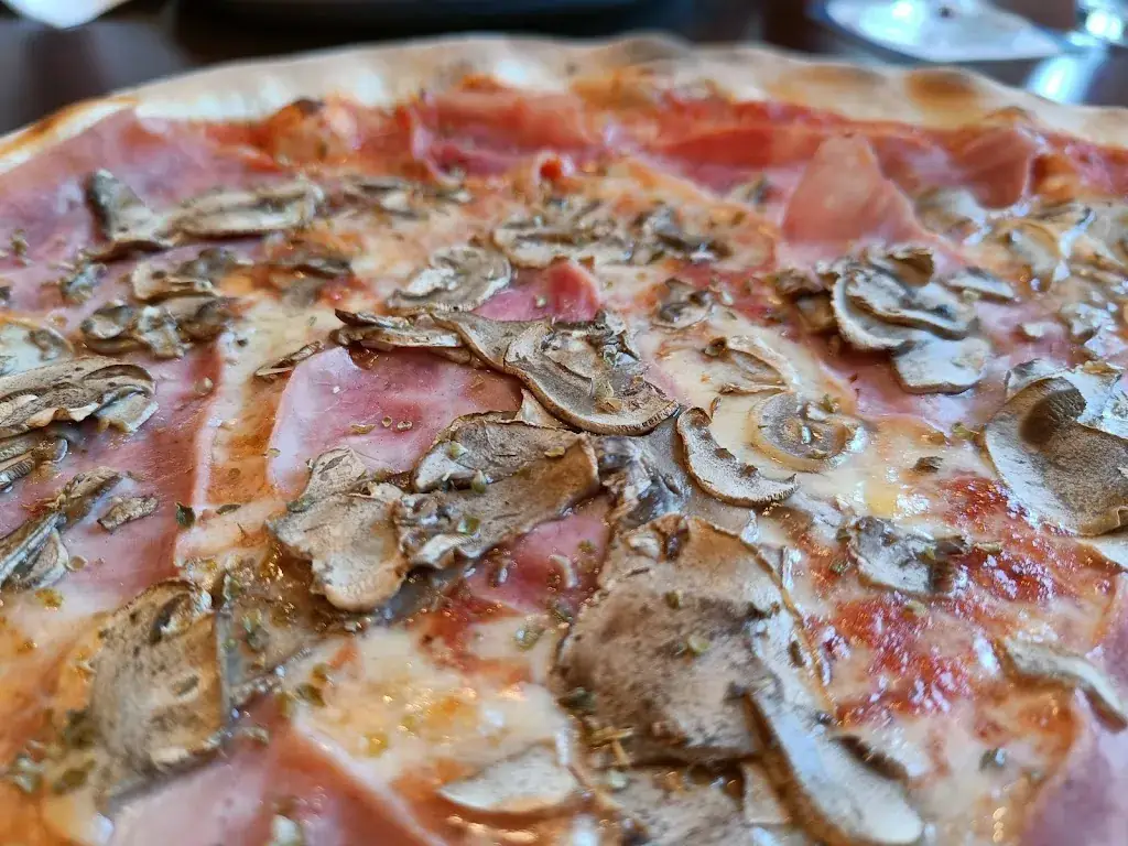 Menu_Pizzeria Venezia_Steinach am Brenner_immagine_8