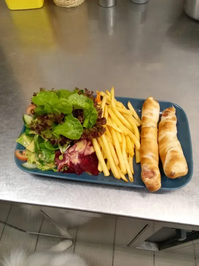 Emir Murad_Dorfcafe Terfens_Terfens_avis