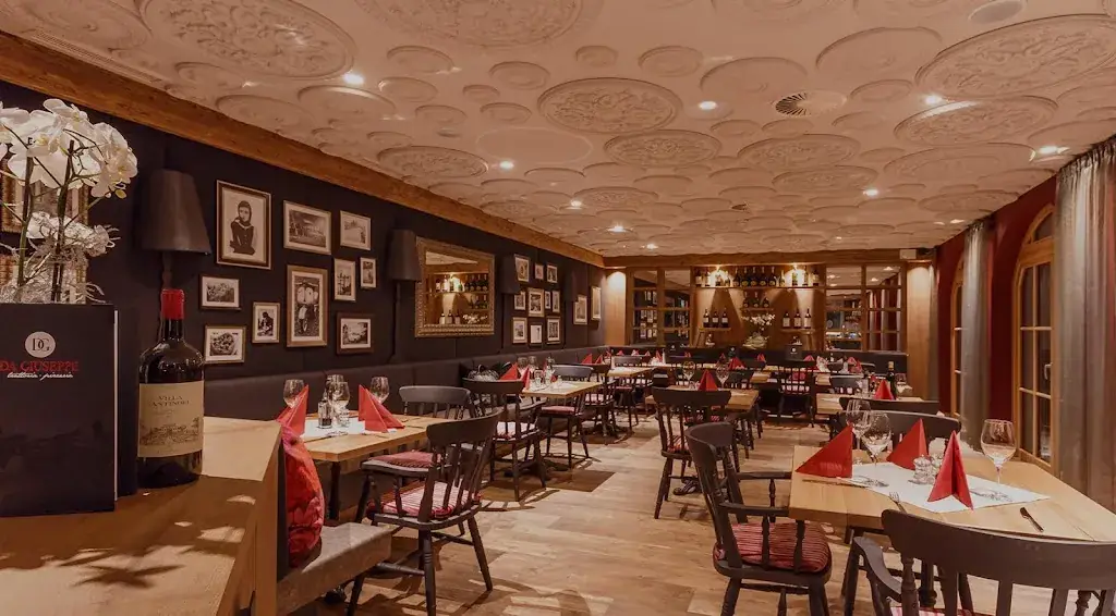 DA GIUSEPPE - trattoria - pizzeria_Thaur_slider_image_1