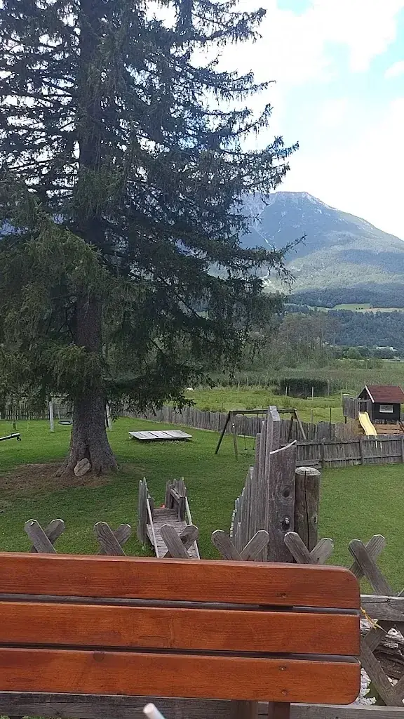 Jonas Janssens_Happi's Hütte_Tarrenz_review