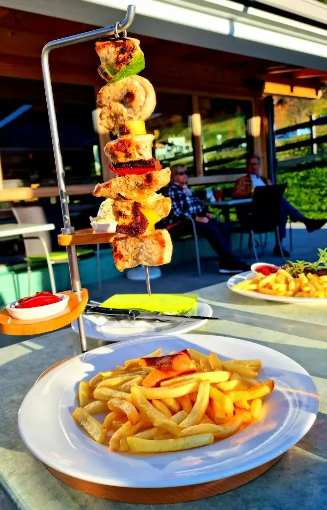 Manfred Lindtner_Larchnhittl_Tulfes_reseña