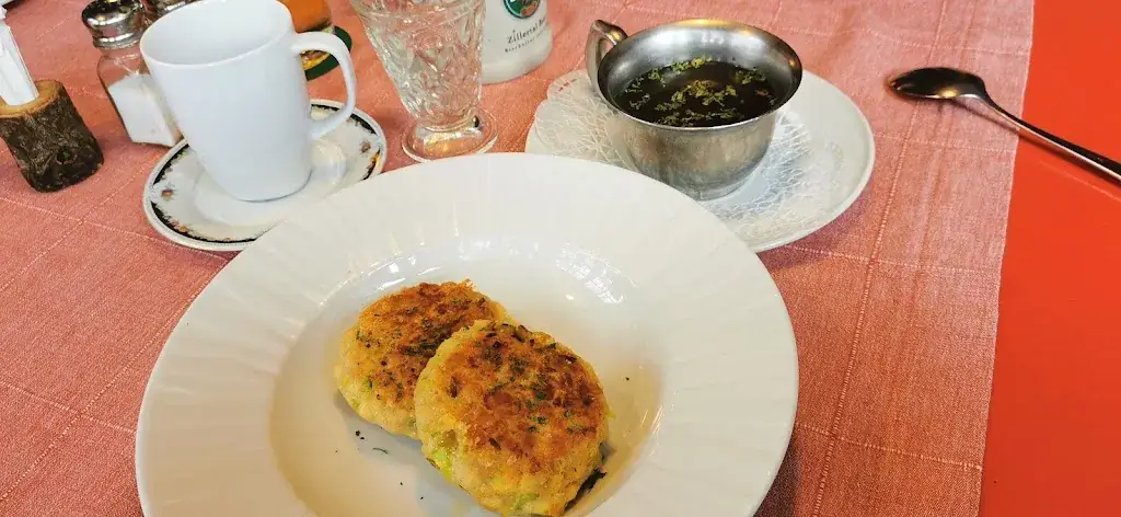 Menu_Jausenstation Pumafalle & Ferienwohnung_Trins_image_7