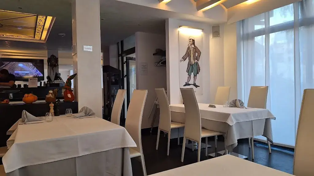 Kevin Patrick_La Commedia Dell'arte S.a R.l._Strassen_review