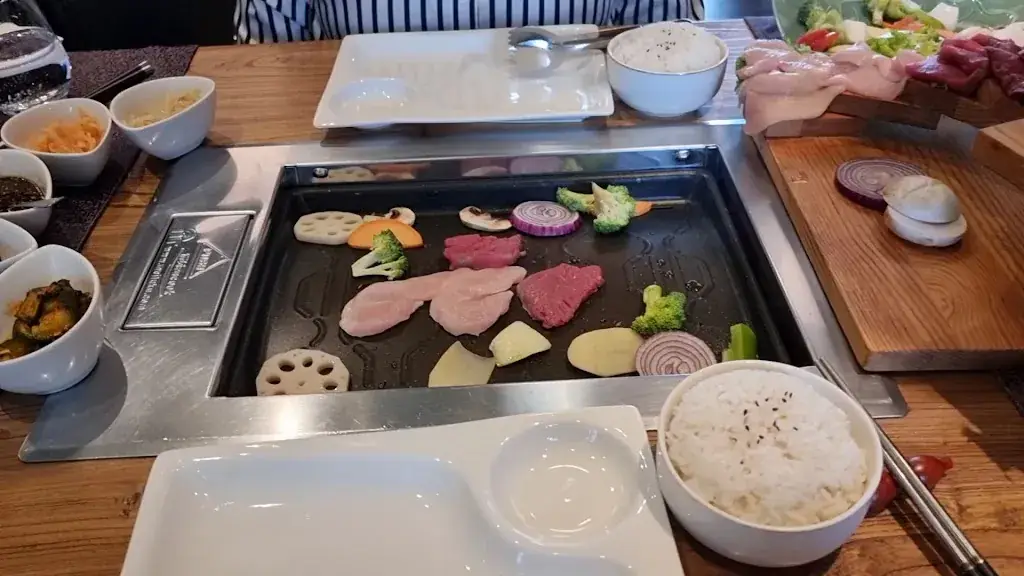 Kimchi Restaurant_Strassen_slider_image_2