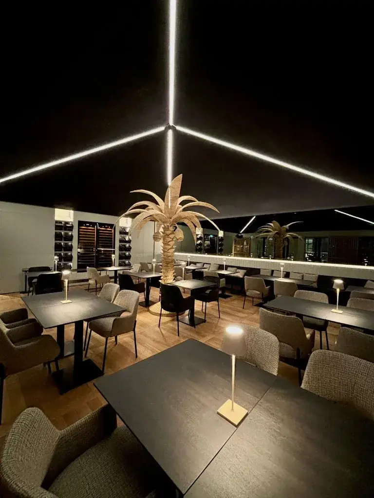 Vito's Aperitivo & Ristorante restaurant à Strassen