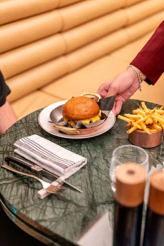 Beefbar SMETS - Luxembourg_Strassen_slider_image_3