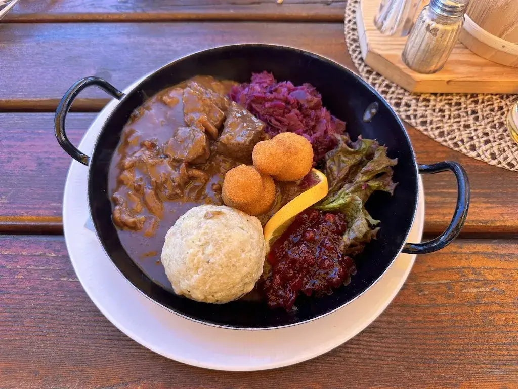 Matúš Kapusta_Sepplhütte_Bodensdorf_recensione