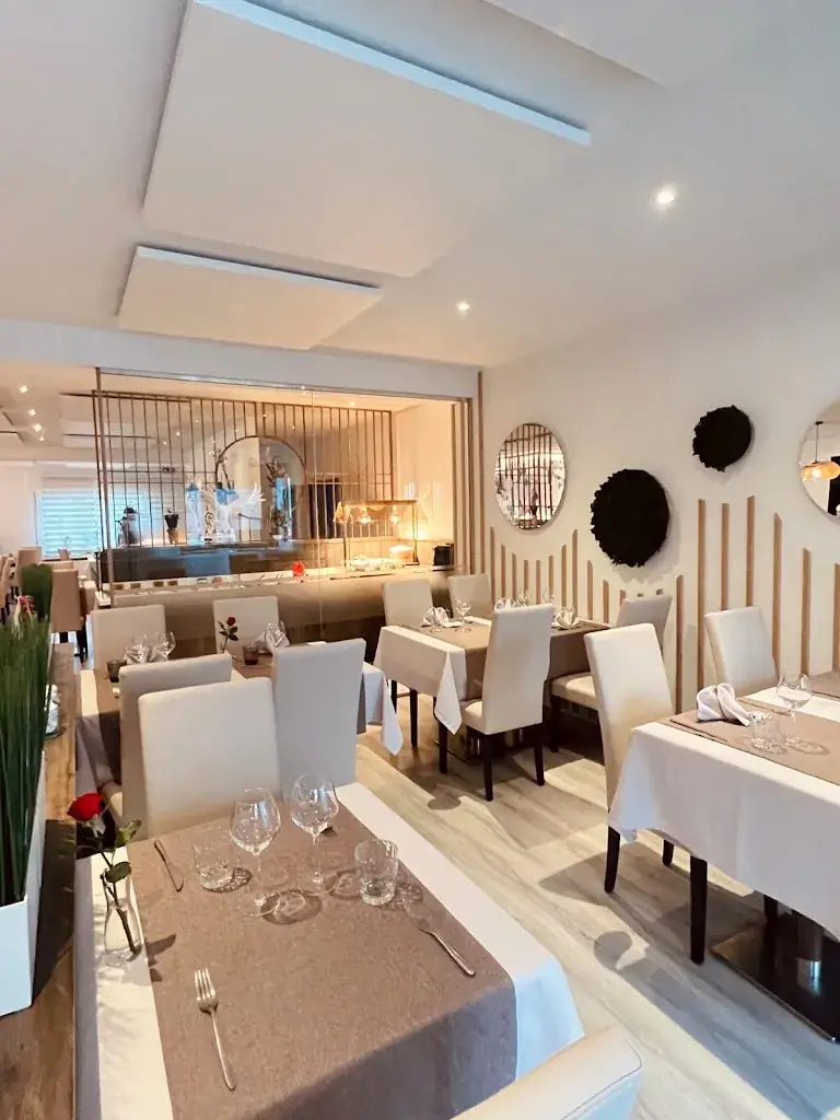 Restaurant Raïskär_Strassen_slider_image_1