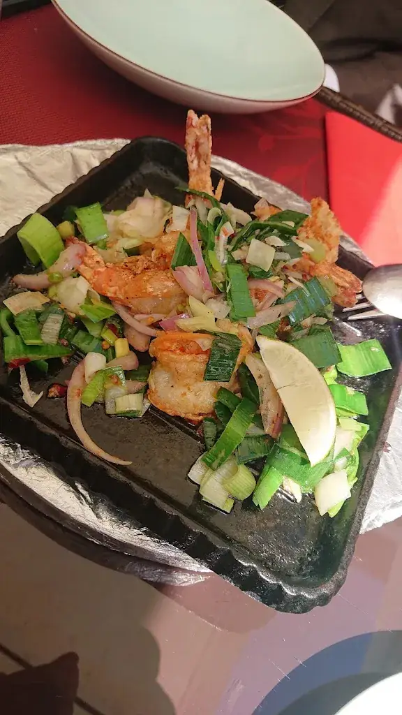 Olaf Chalmer_Zai _Strassen_review