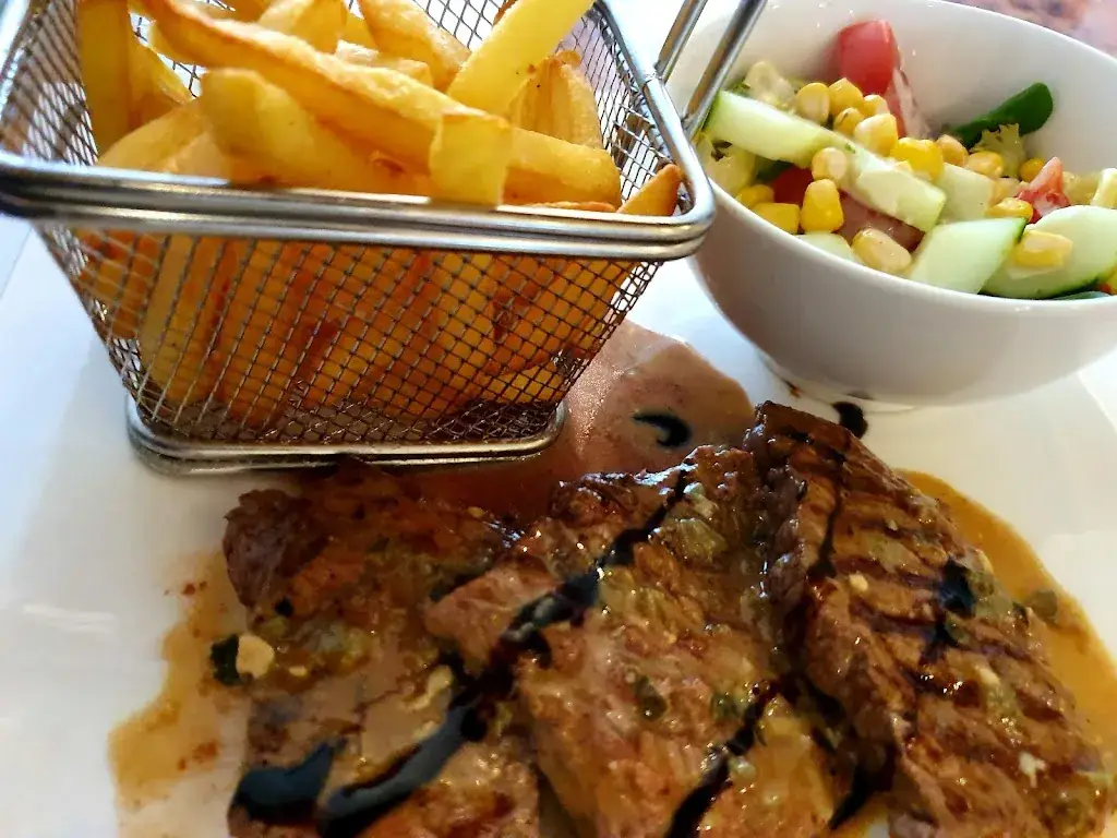 Brasserie Le Ramier_Strassen_slider_image_3