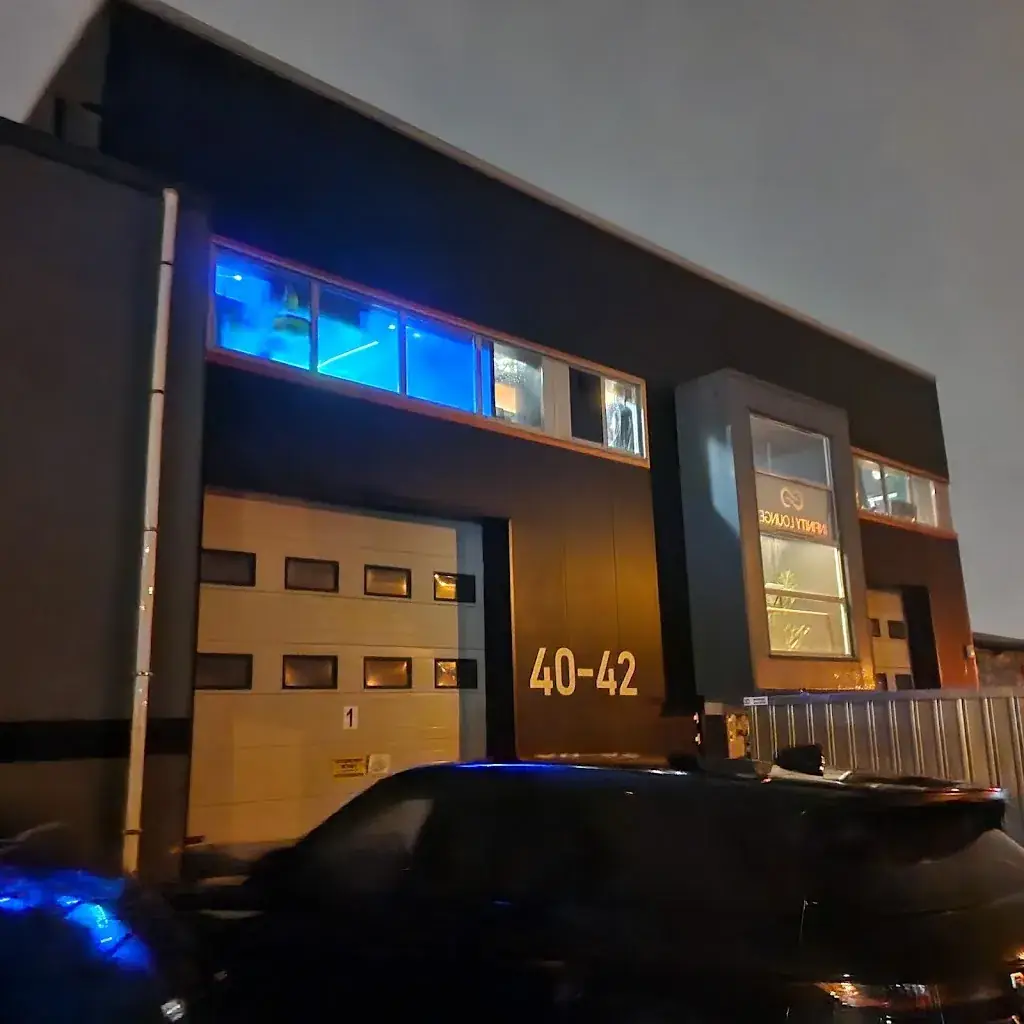 Stefano Picco_Infinity Strassen_Strassen_review