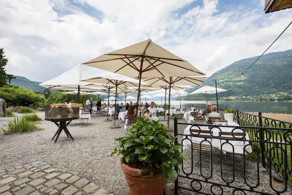 Stiftsschmiede restaurant à Bodensdorf