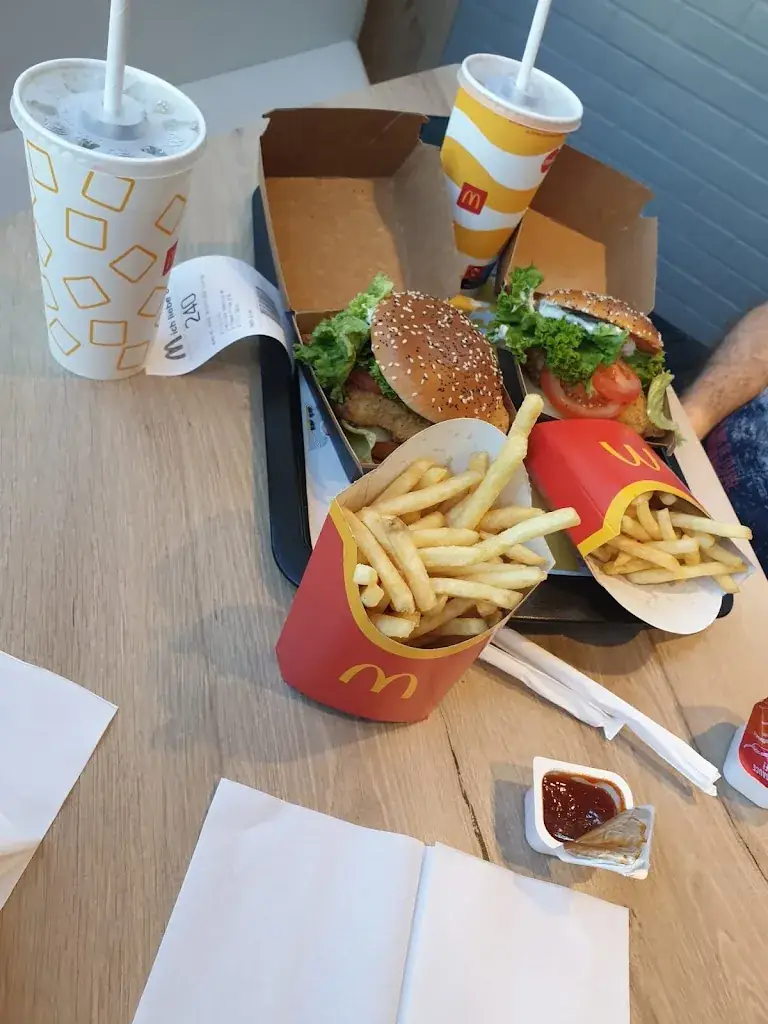 Menu_McDonald's_Strassen_image_8