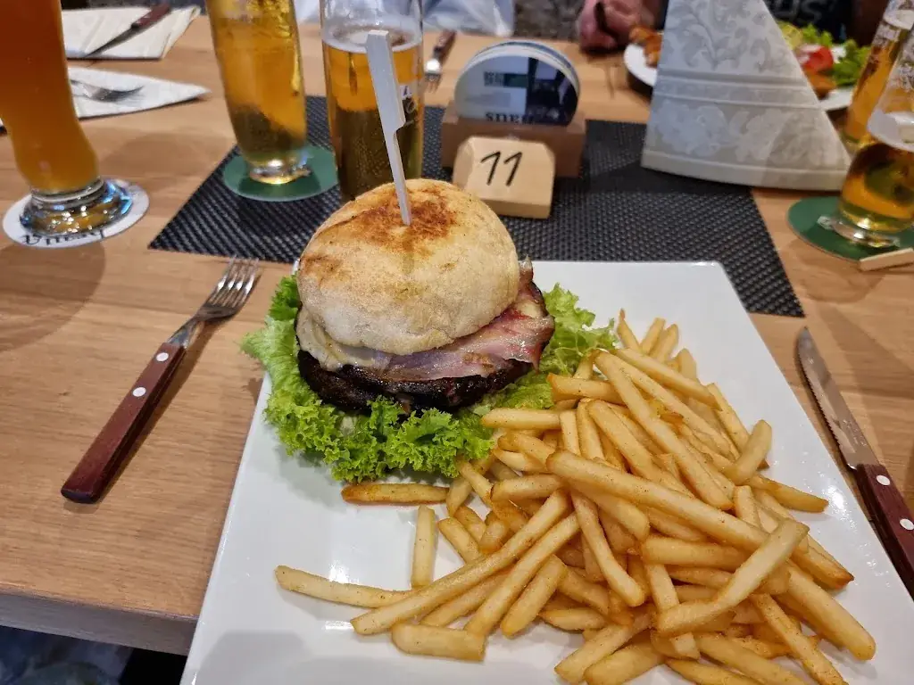 Erzherzog Zur Gass / Restaurant & Apartement_Uderns_slider_image_3