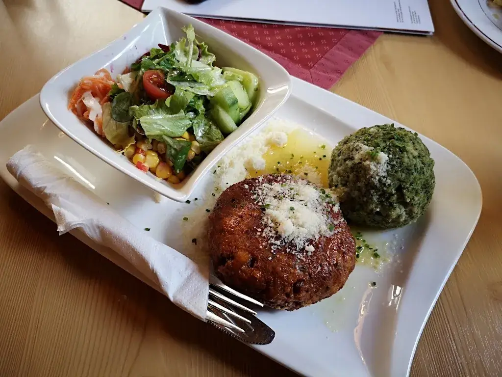 08YONKERS14_Waldcafé Stuböbele_Umhausen_recensione