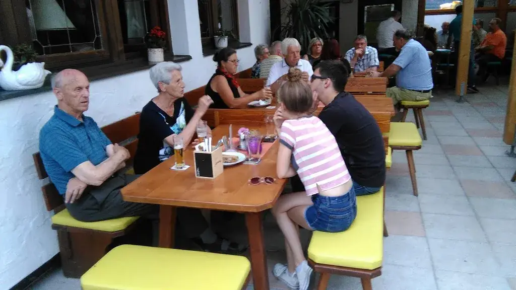 Restaurant-Cafe-Pub Sonnwend_Voldöpp_slider_image_2