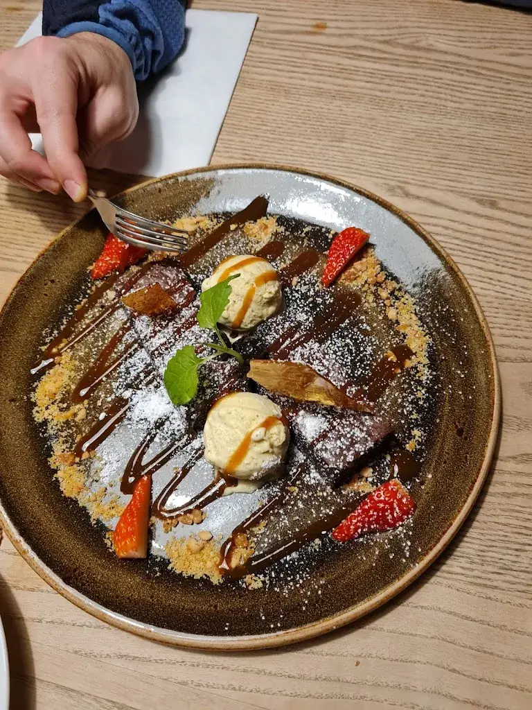 Menu_Swings_Tux_image_6